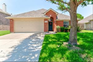 1216 Lake Forest Drive