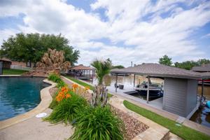 2505 Pebble Drive