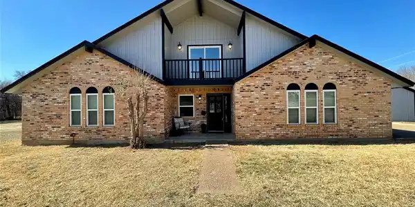 1924 Live Oak Circle