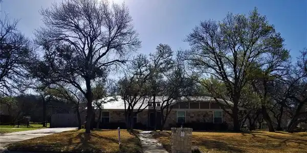 8836 Crosswind Drive