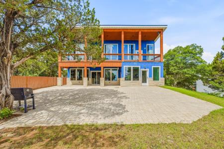 4945 Peachtree Circle