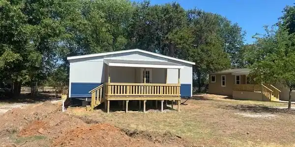 1832 Gale Drive