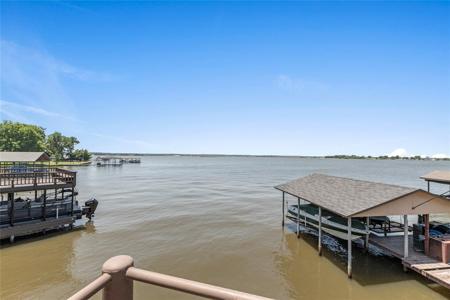 103 Causeway Court