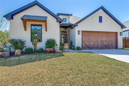 805 Woodhaven Court