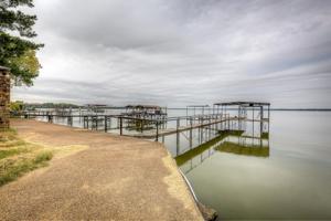 10841 Lakeside Drive
