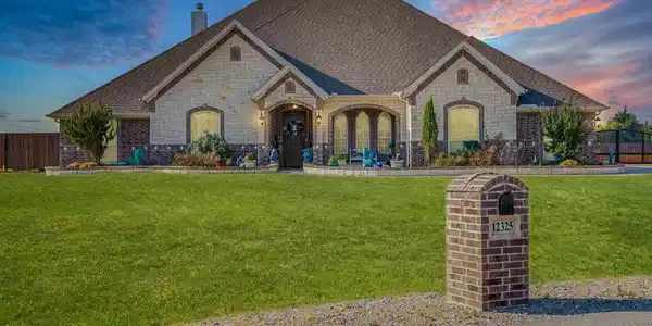 12325 Lighthouse Hill
