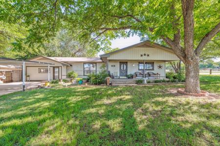 106 Hillcroft Drive