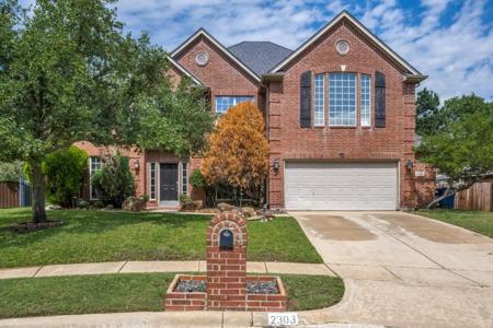 2303 Landwick Court