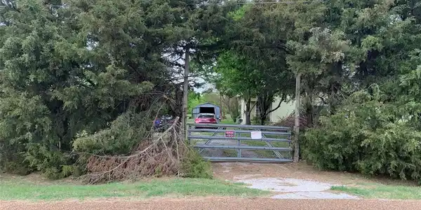 374 County Road 4851