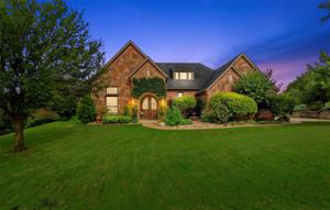 8424 Deerwood Forest Drive