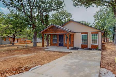 5814 Lake Granbury Trail