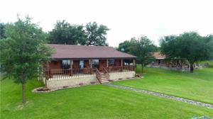 1021 Bluebonnet Circle