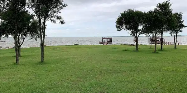 33 Open Water Way