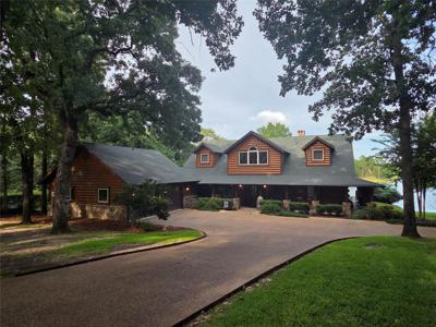9033 Safari Shores Drive