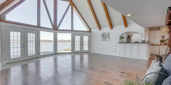 416 Driftwood Court