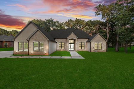 338 Stonewall Drive