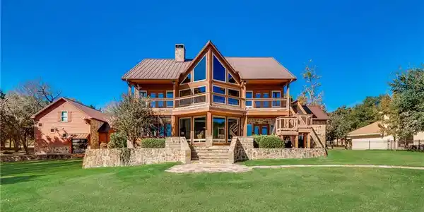 905 Grandview Circle