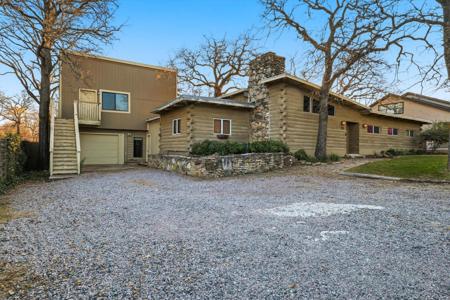 828 Highland Village Road