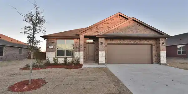 412 HELM Lane