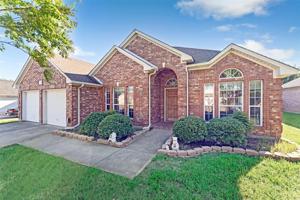 2711 Lake Country Drive
