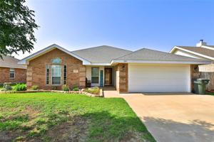309 Sugarberry Avenue