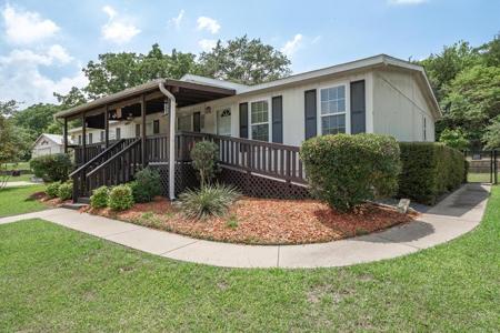 7993 Bluebird Lane