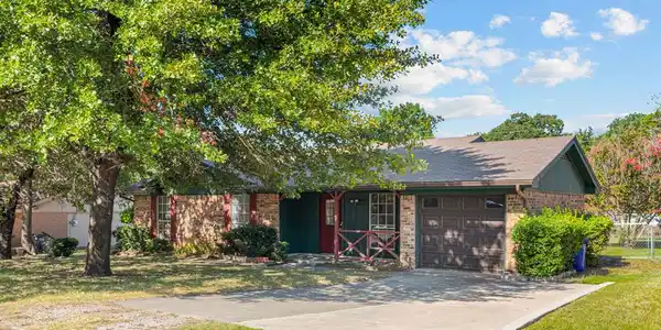 208 Lilac Lane