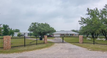 125 Circle P Heights Road