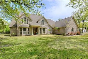 2104 Hideaway Lane