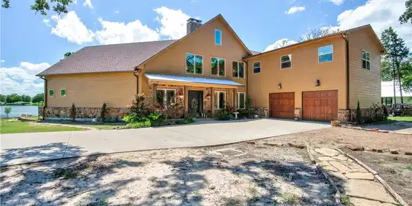 150 SE County Road 2230k