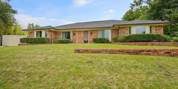 7800 Timberwood Court
