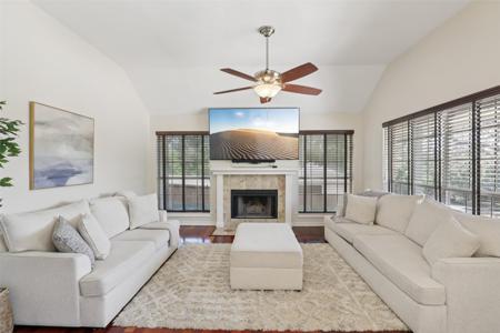 7512 Woodside Hill Court
