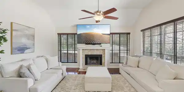 7512 Woodside Hill Court