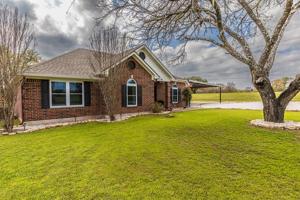 104 Oak Hill Loop