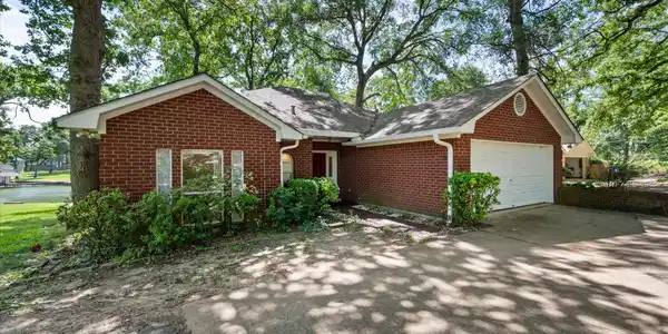 280 Shadow Oaks Drive