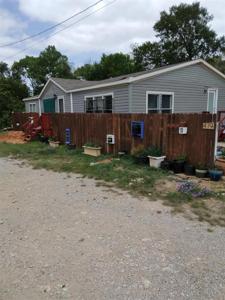 419 Blue Jay Court