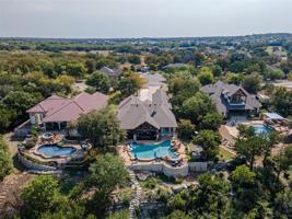 715 Grandview Drive