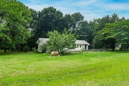 107 Cedar Ridge Drive