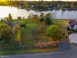 1105 LongKey Circle