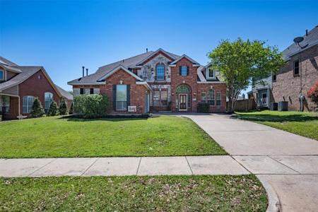 423 E Sandra Lane