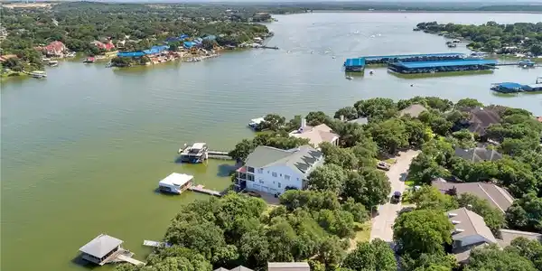 17 Harbour Point Circle