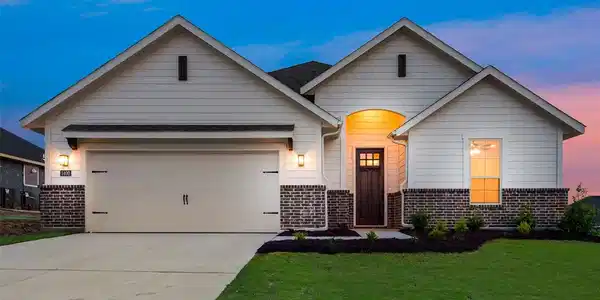 1400 Whitetail Lane