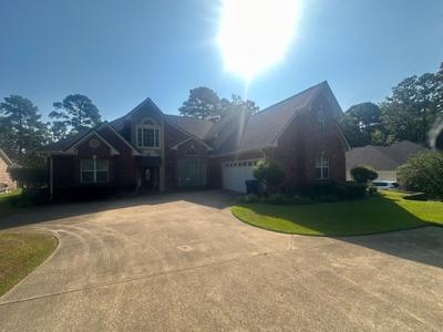 4932 Old Oak Drive