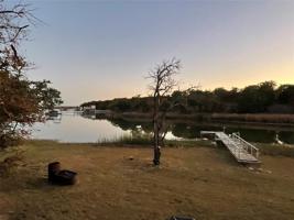 726 Oak Point Drive