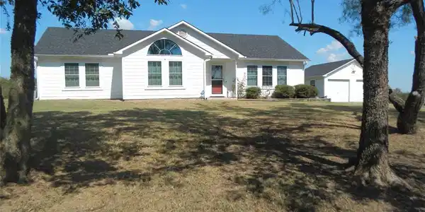 205 Bluffview Lane