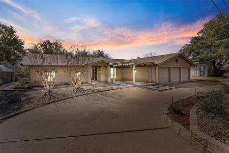 5703 Choctaw Drive