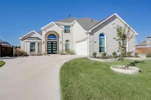 2624 Grand Colonial Street