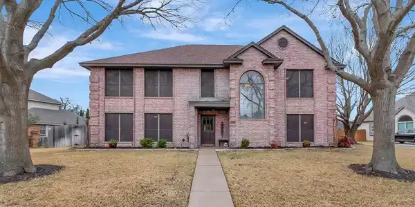 1936 Spinnaker Lane