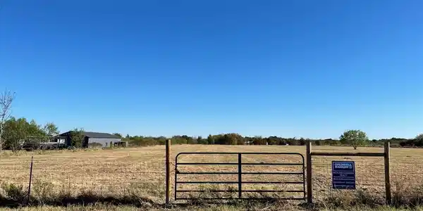 Lot 17 SE County Road 2247