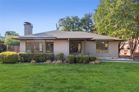 4605 Rockaway Drive